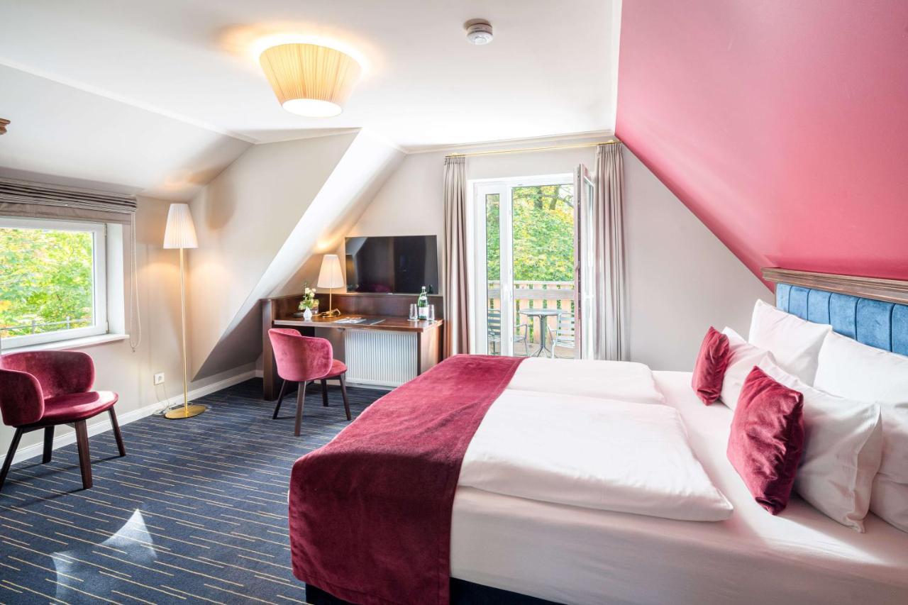 Logis Hotel Quartier 5, Saechsische Schweiz, Mit Restaurant, Cafe & Bar クロルト・ゴーリッシュ エクステリア 写真