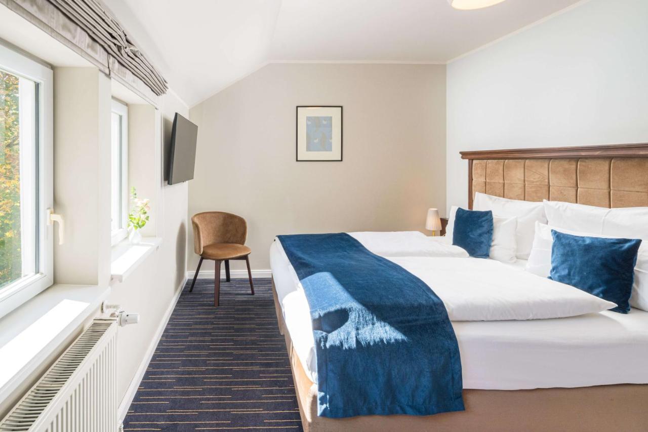 Logis Hotel Quartier 5, Saechsische Schweiz, Mit Restaurant, Cafe & Bar クロルト・ゴーリッシュ エクステリア 写真